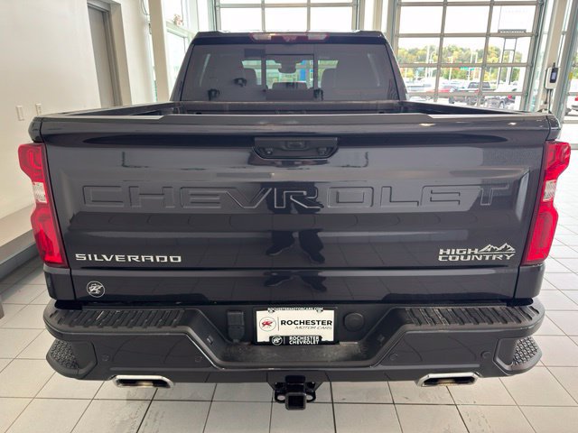 Used 2024 Chevrolet Silverado 1500 High Country w/ Technology Package AWD/4WD image 50