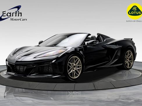 Used 2023 Chevrolet Corvette Z06 image 1