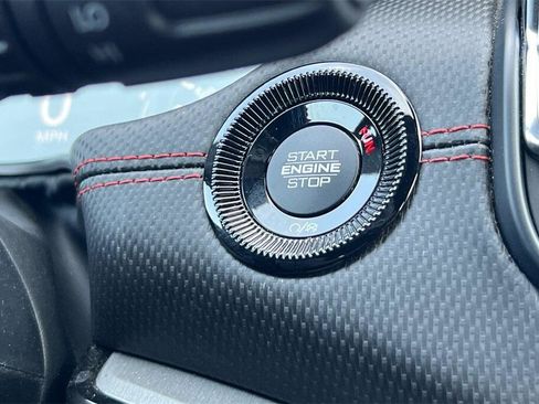 Used 2024 Jeep Compass Trailhawk image 22