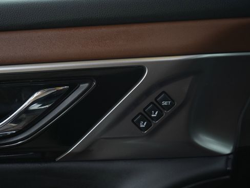 Used 2021 Subaru Outback Touring XT image 22