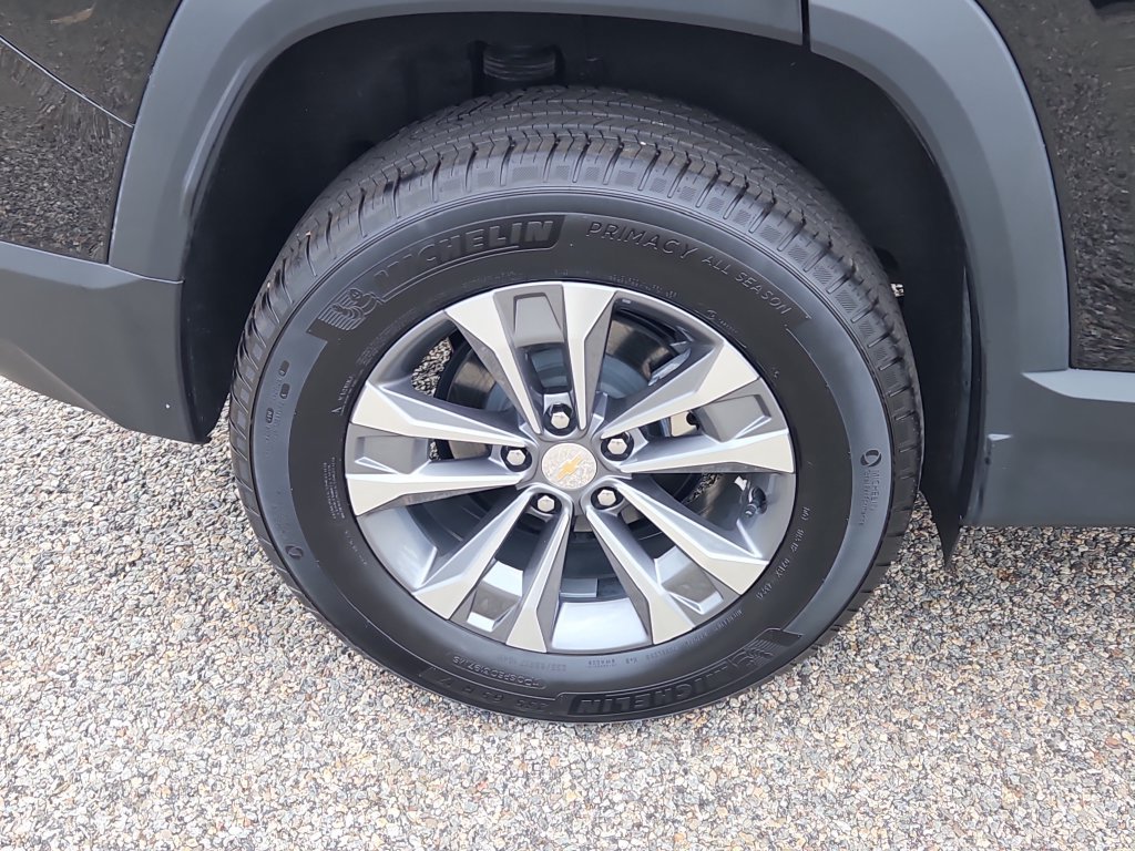 Certified 2025 Chevrolet Equinox LT AWD/4WD image 9