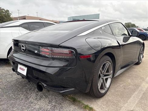 Used 2025 Nissan Z Sport w/ Floor Mat Package image 3