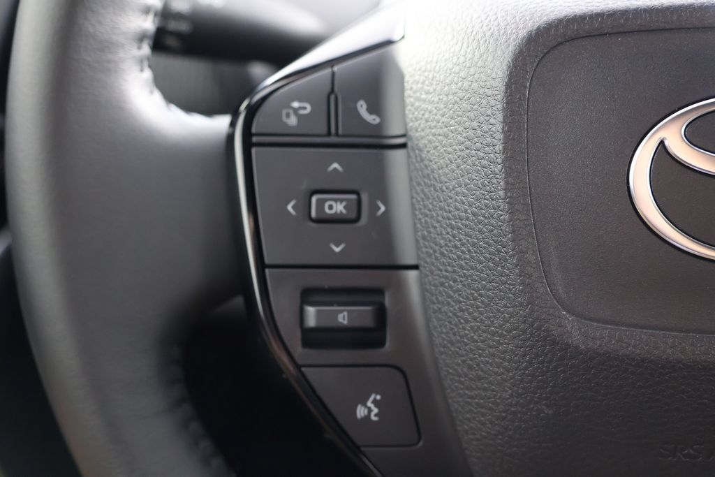 Used 2025 Toyota bZ4X FWD w/ Weather Package image 11