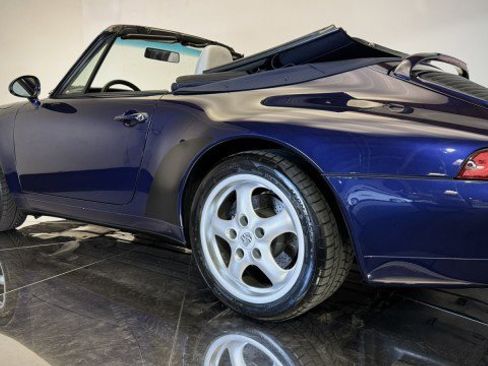 Used 1996 Porsche 911 image 21