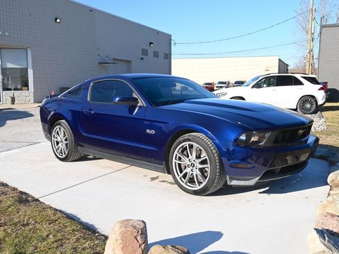 Used 2012 Ford Mustang GT Premium w/ Brembo Brake Pkg image 3