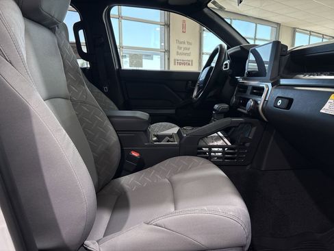 New 2026 Toyota Tacoma SR5 RWD image 25