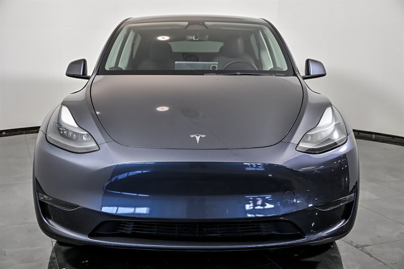 Used 2023 Tesla Model Y Performance AWD/4WD image 4