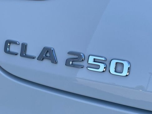 Used 2022 Mercedes-Benz CLA 250 image 20