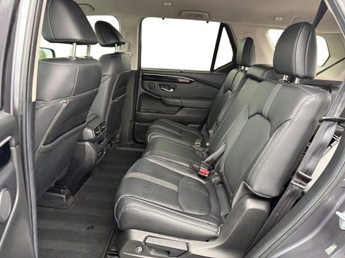 Certified 2024 Honda Pilot EX-L image 16