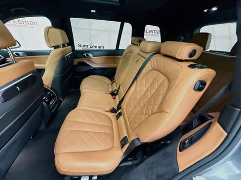 Used 2026 BMW X7 xDrive40i AWD/4WD image 25