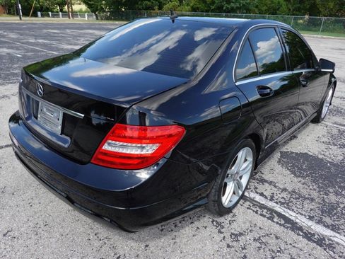 Used 2014 Mercedes-Benz C 250 Sedan image 7