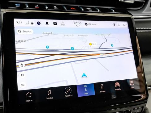 Used 2022 Jeep Grand Cherokee Overland w/ Luxury Tech Group IV image 21