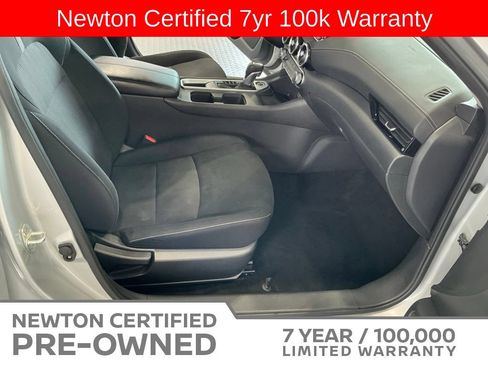 Used 2022 Nissan Sentra SV FWD image 12