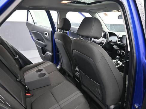 Certified 2024 Hyundai Venue SEL image 26