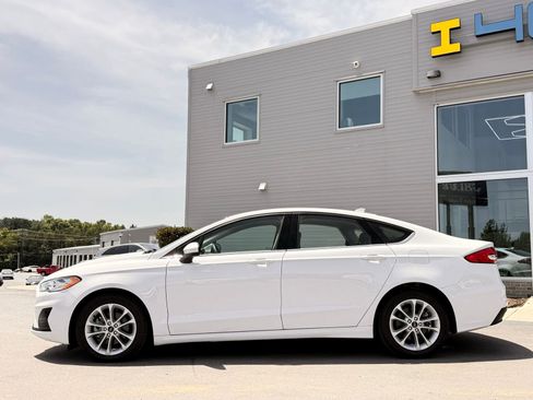Used 2020 Ford Fusion SE FWD image 10
