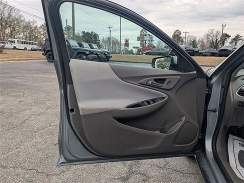 Used 2024 Chevrolet Malibu LT image 14