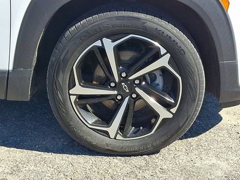 Used 2021 Chevrolet TrailBlazer RS w/ Convenience Package AWD/4WD image 28