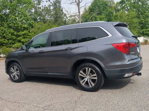 Used 2017 Honda Pilot EX-L image 6