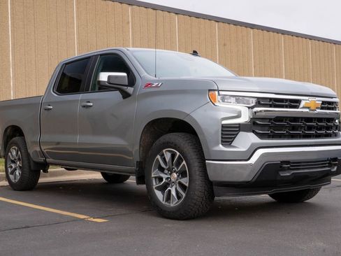 New 2026 Chevrolet Silverado 1500 LT AWD/4WD image 2