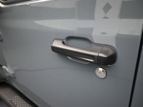 New 2026 Jeep Gladiator Sport image 24