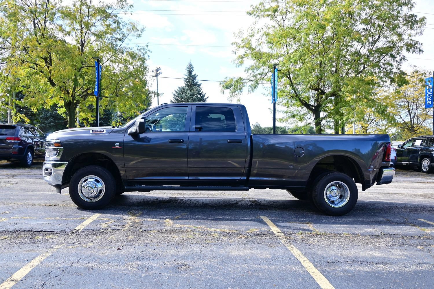 New 2027 RAM 3500 Tradesman AWD/4WD image 8