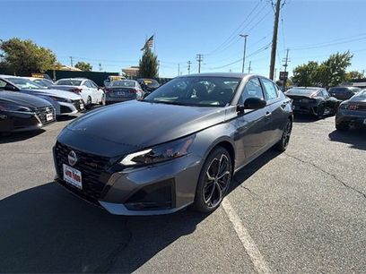 New 2025 Nissan Altima 2.5 SR