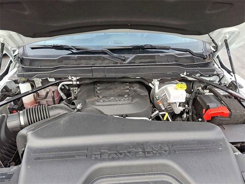 Used 2024 RAM 2500 Big Horn image 25