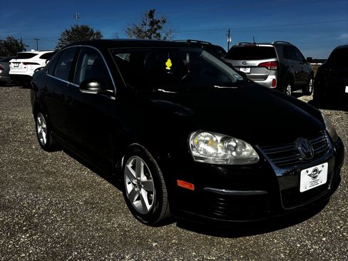 Used 2009 Volkswagen Jetta TDI image 1