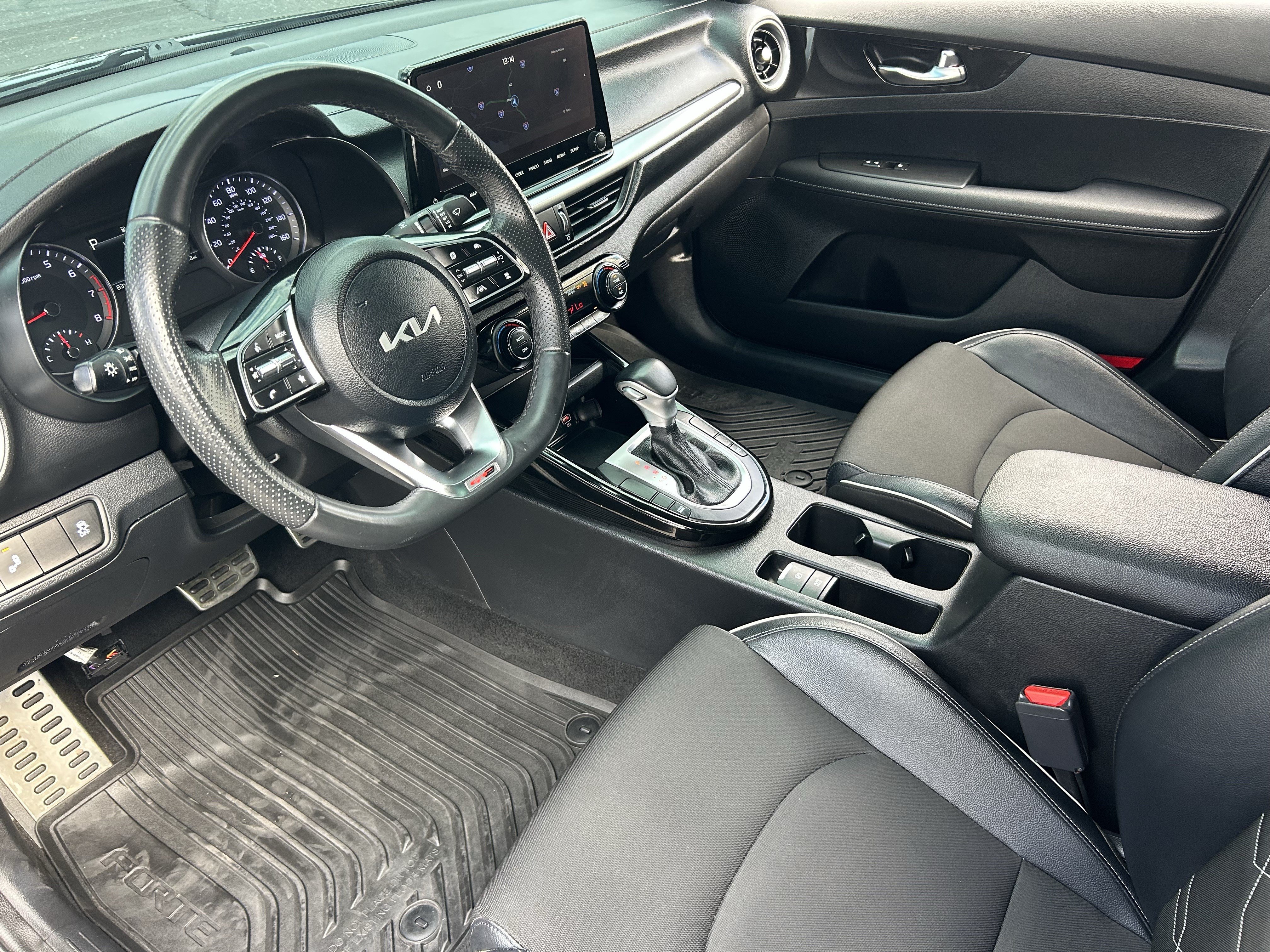 Used 2023 Kia Forte GT-Line w/ GT-Line Technology Package FWD image 16