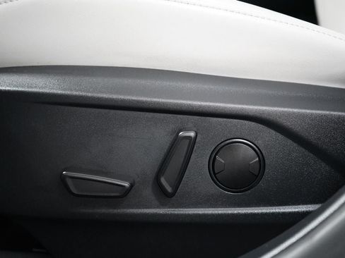 Certified 2023 Ford Mustang Mach-E Premium AWD/4WD image 22