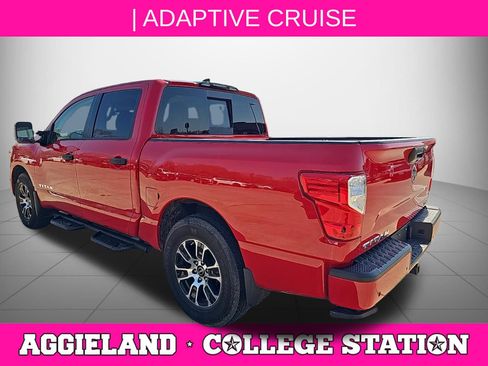 Certified 2024 Nissan Titan SV w/ SV Convenience Package image 10