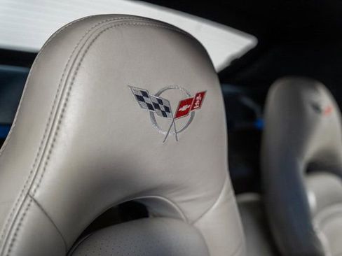 Used 2004 Chevrolet Corvette Convertible w/ Preferred Equipment Group image 33