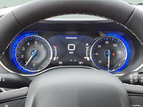 New 2026 Chrysler Pacifica Limited w/ S Appearance Package image 32