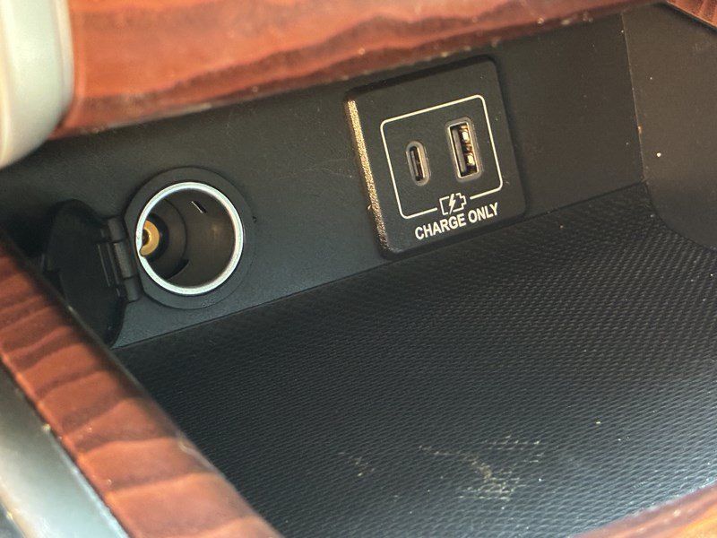 Used 2019 Nissan Pathfinder Platinum AWD/4WD image 14