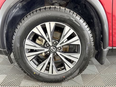 Used 2021 Nissan Rogue SV FWD image 37