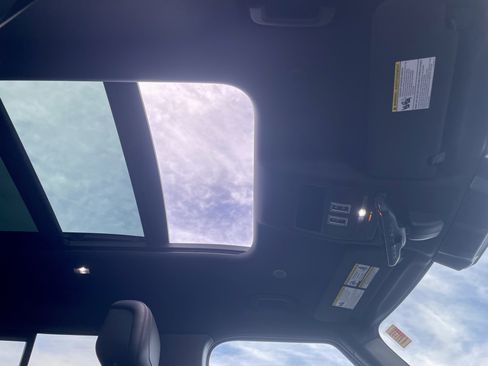 Certified 2024 Land Rover Defender 130 X image 17