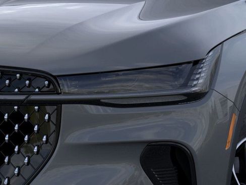 New 2025 Lincoln Nautilus Premier image 18