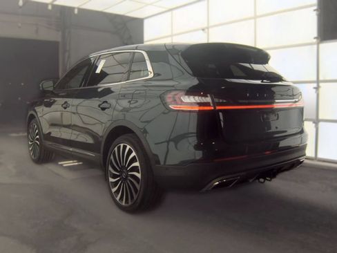 Used 2023 Lincoln Nautilus Black Label w/ Class II Trailer Tow Package AWD/4WD image 3