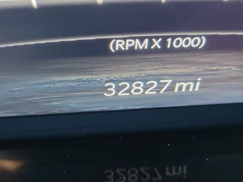 Used 2023 Jeep Grand Wagoneer 4WD w/ Flexible Seating Group image 28