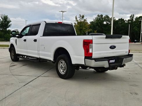 Used 2019 Ford F250 XL w/ Power Equipment Group RWD image 7