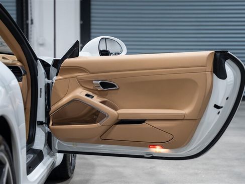 Used 2013 Porsche 911 Carrera RWD image 35