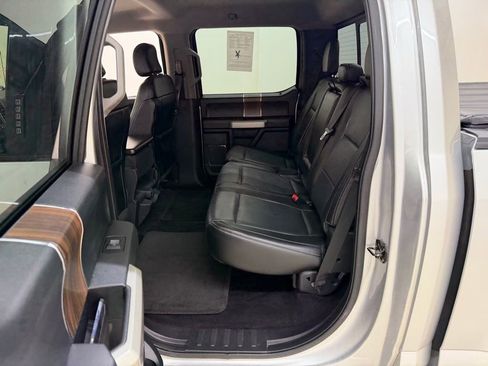 Used 2016 Ford F150 Lariat image 15