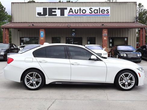 Used 2015 BMW 328i xDrive Sedan AWD/4WD image 8