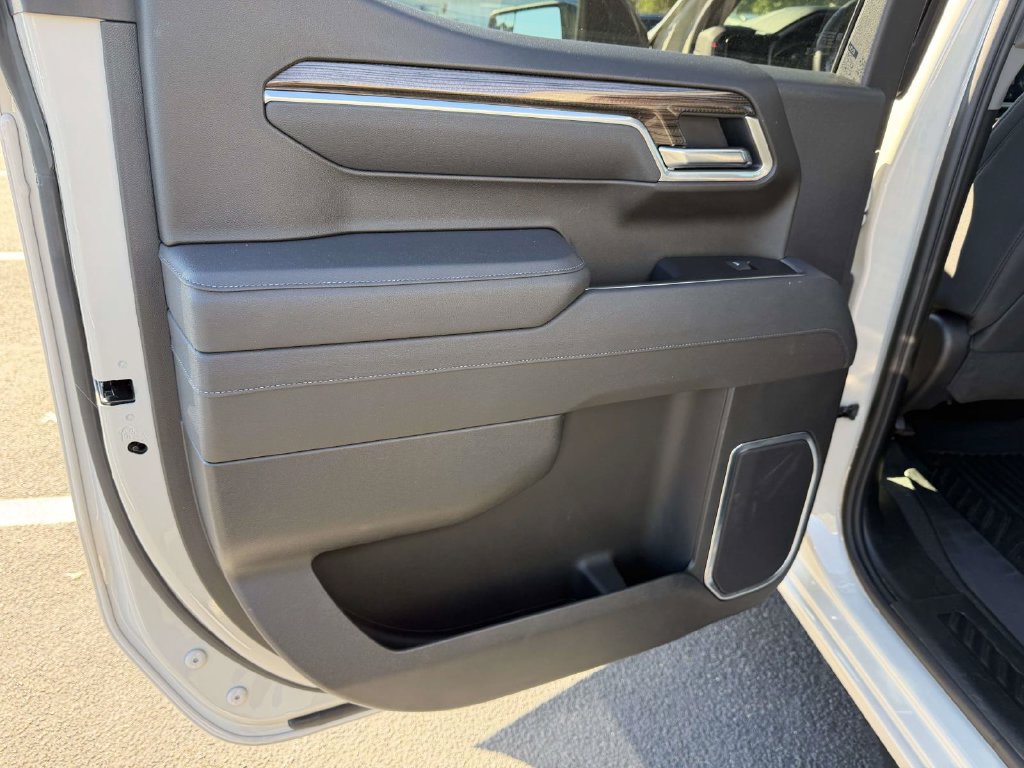 Used 2026 Chevrolet Silverado 1500 RST AWD/4WD image 20