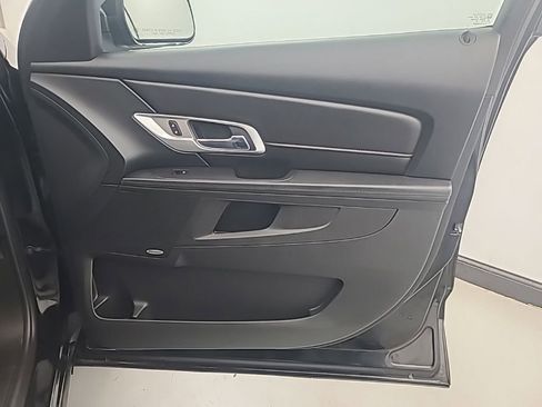 Used 2017 GMC Terrain SLE w/ Convenience Package image 11