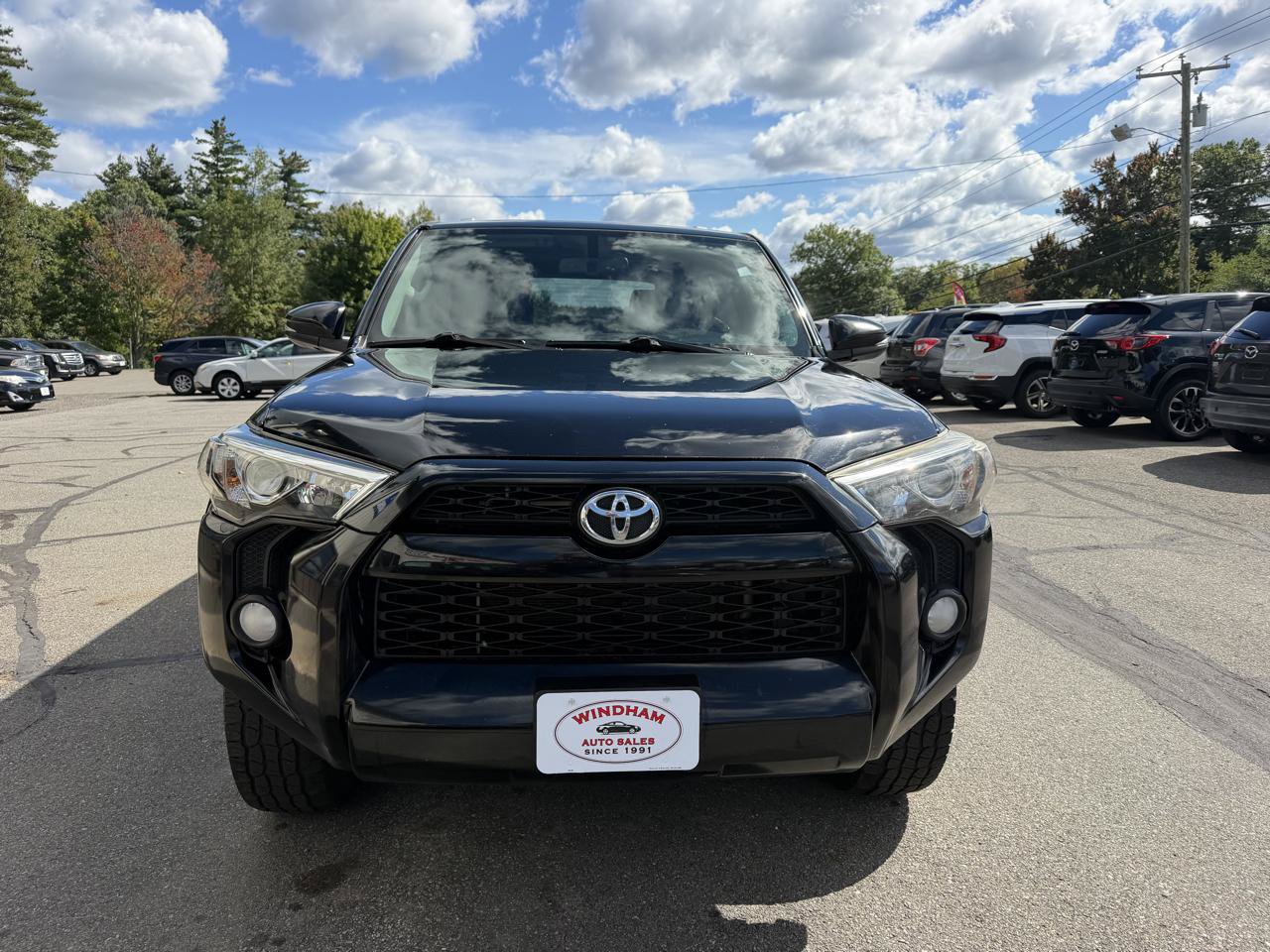 Used 2016 Toyota 4Runner SR5 Premium AWD/4WD image 2