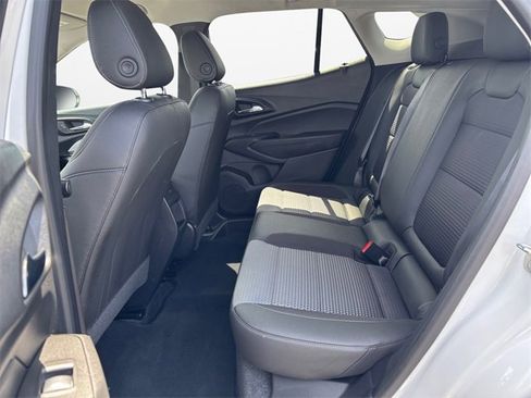 Used 2024 Chevrolet Trax LT w/ Driver Confidence Package image 13