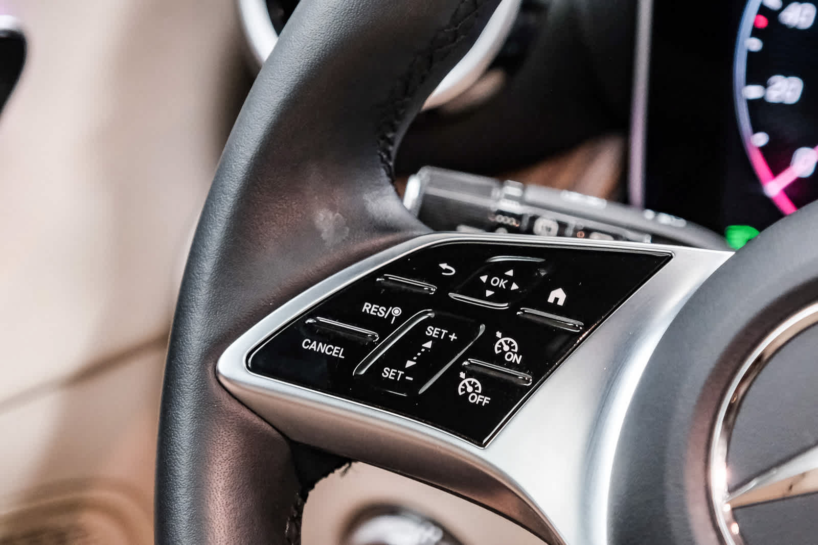 Certified 2026 Mercedes-Benz GLC 300 image 22