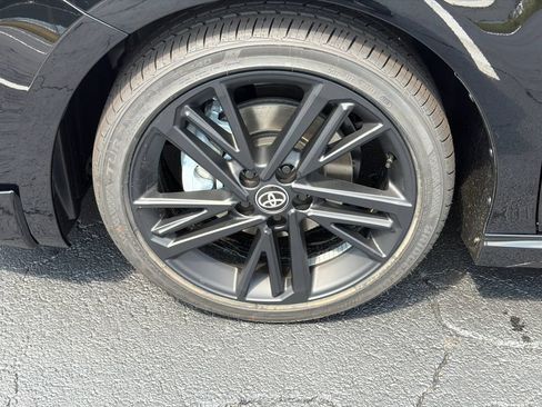 New 2026 Toyota Camry Hybrid w/ Multimedia Upgrade Package FWD image 14