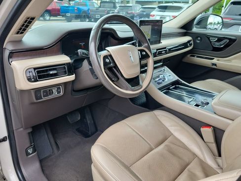 Used 2022 Lincoln Aviator Reserve w/ Equipment Group 201A AWD/4WD image 18